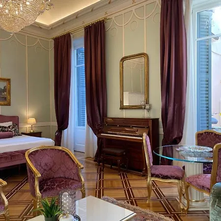 Palazzo Monga Boutique Guesthouse Verona Exterior photo
