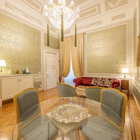 Palazzo Monga Boutique Guesthouse Verona Exterior photo